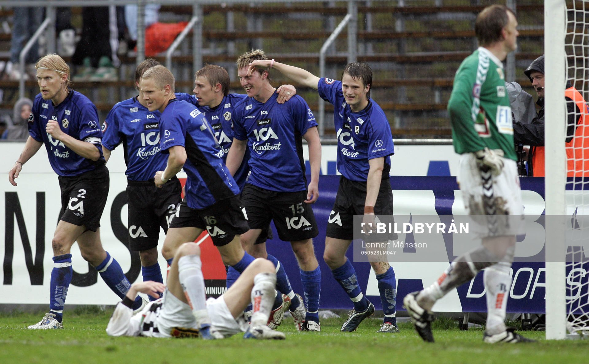 1-1, Landskrona på fall, Peter Larsson grattas, bvland