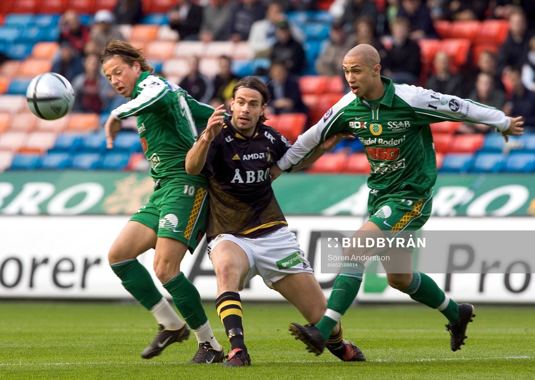 Andreas Eriksson, AIK och Peter Gitzélov och Max Fuxberg,