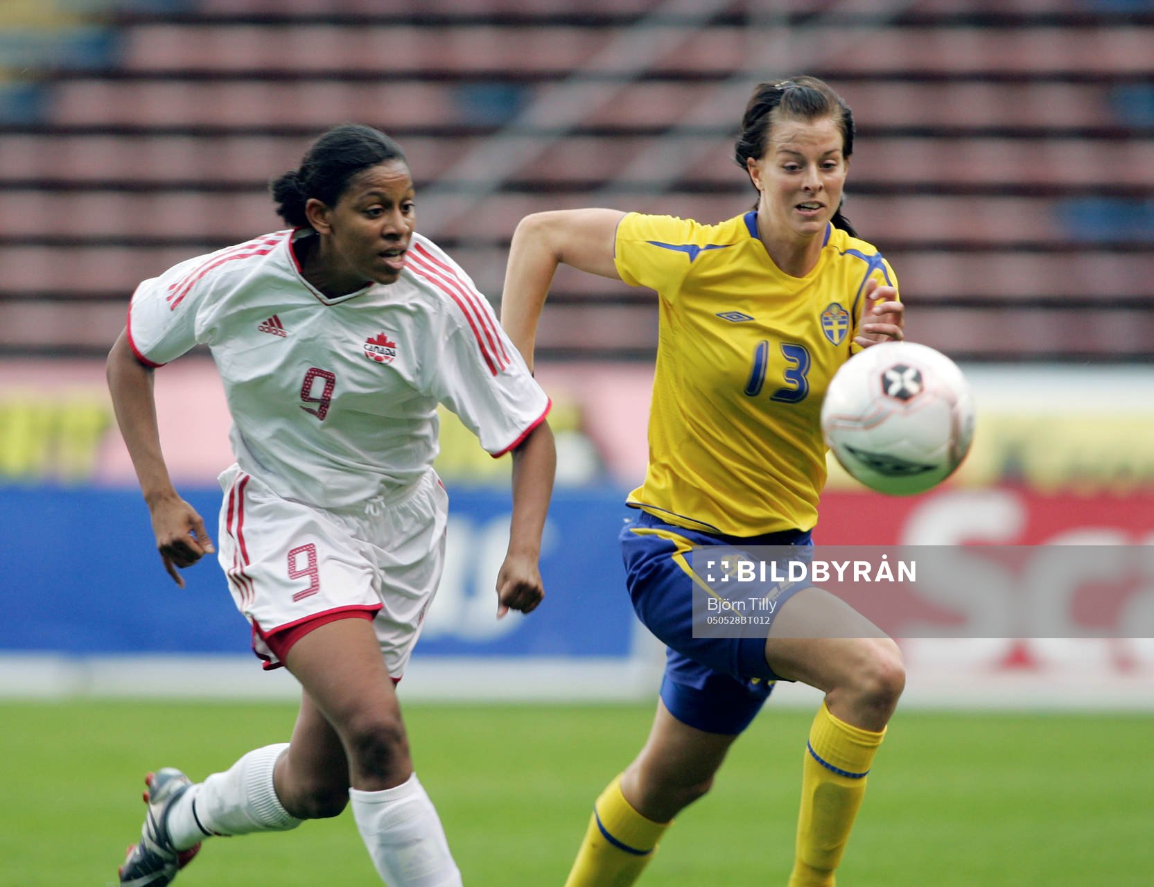 Candace Chapman, Kanada och Lotta Schelin, Sverige