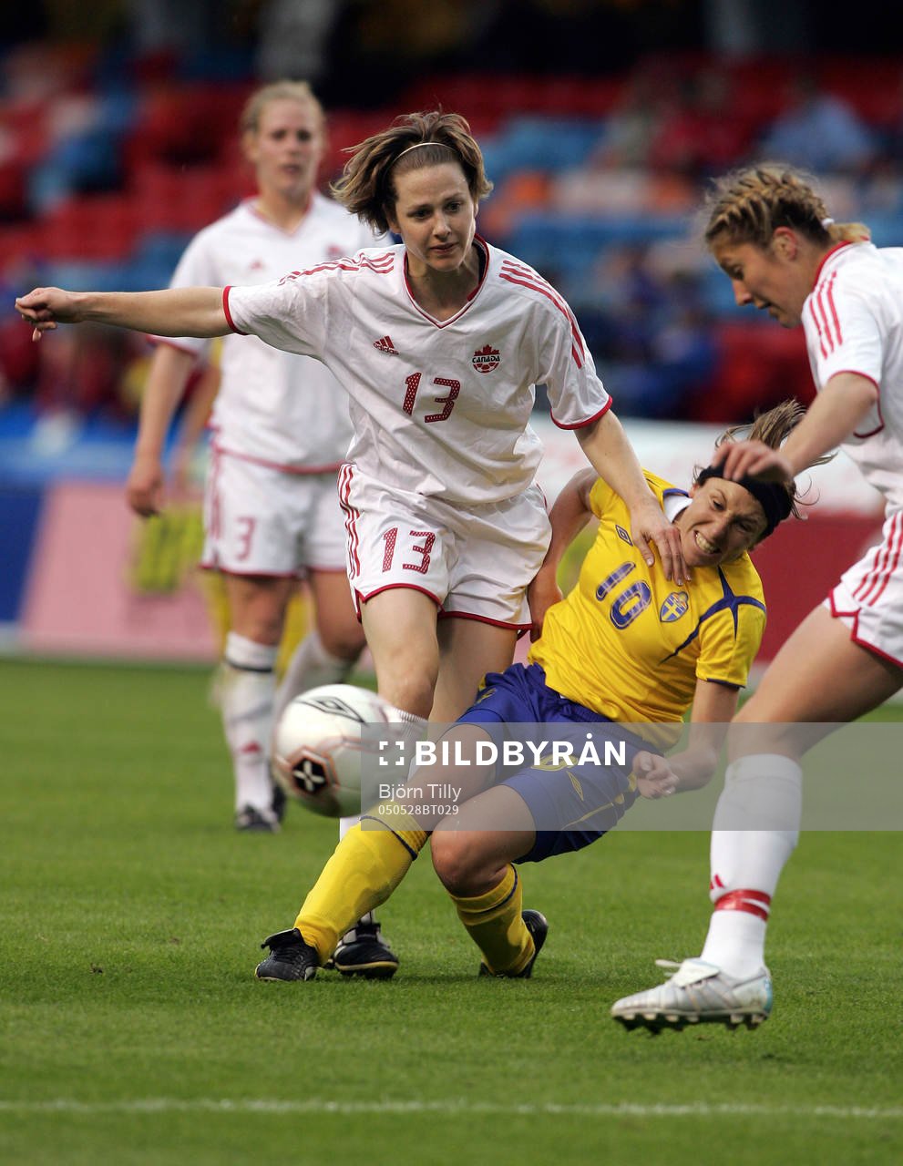  Amy Walsh, Kanada och Hanna Ljungberg, Sverige. 