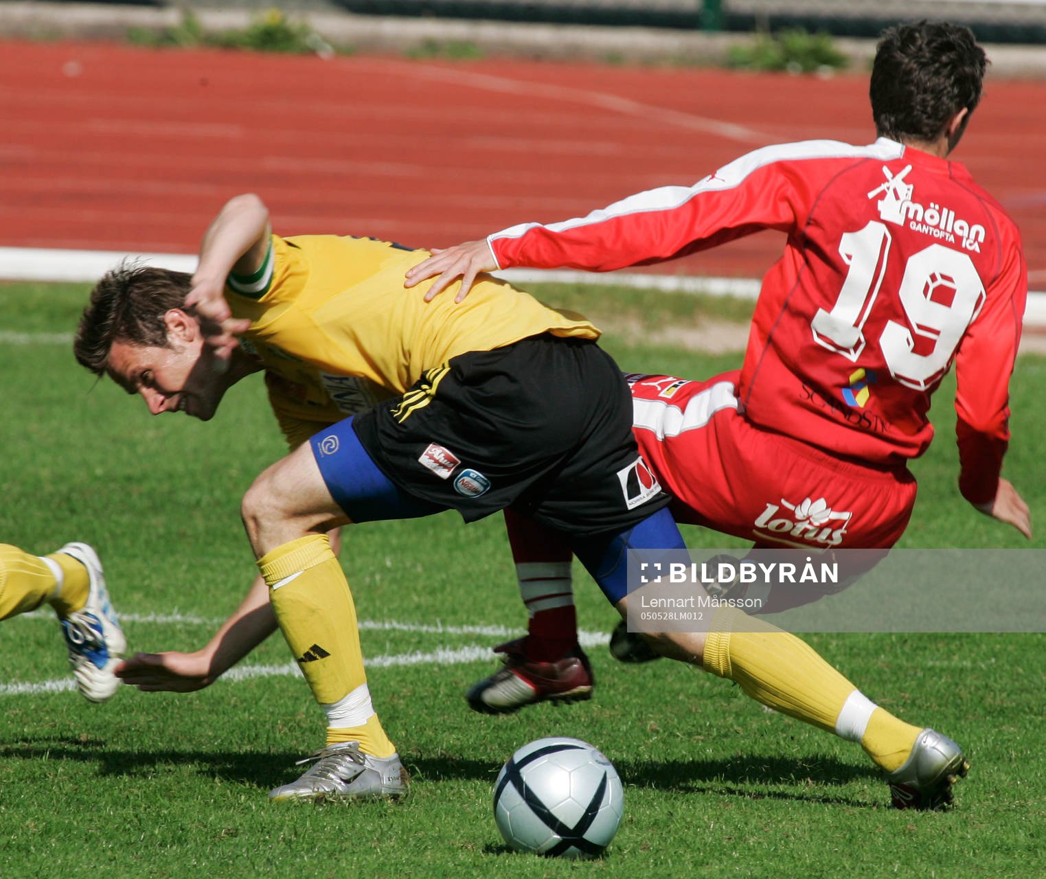  Alexander Söderberg går segrande ur en närkamp mot Viktor Welander.