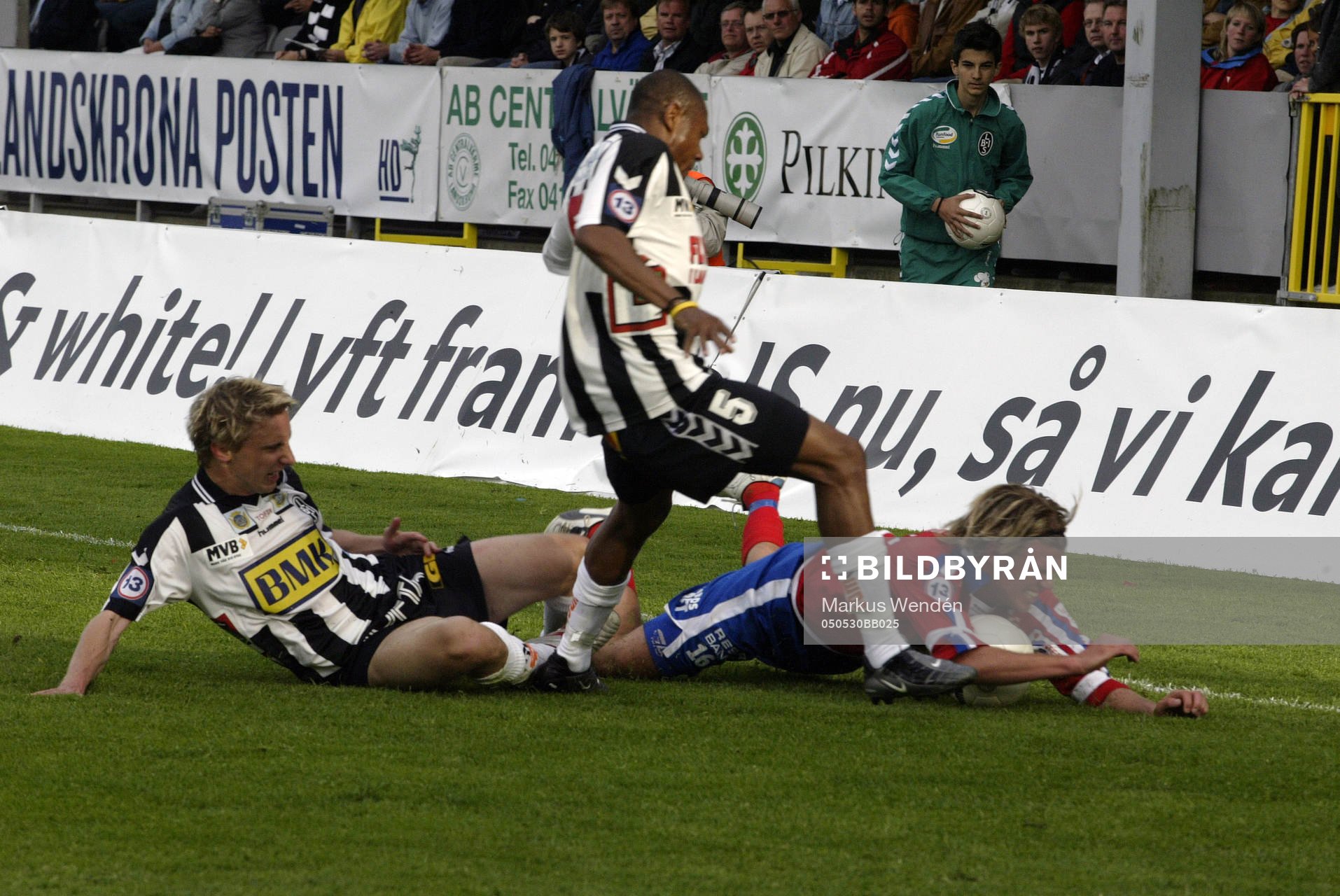 Landskrona spelarna Kingley amuneke och Antti Okkonen