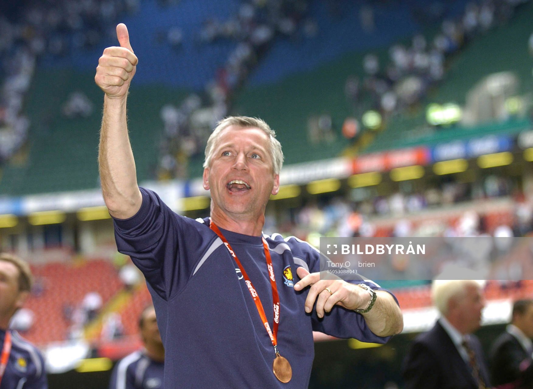  Alan Pardew, manager West Ham, jubel efter slutsignalen