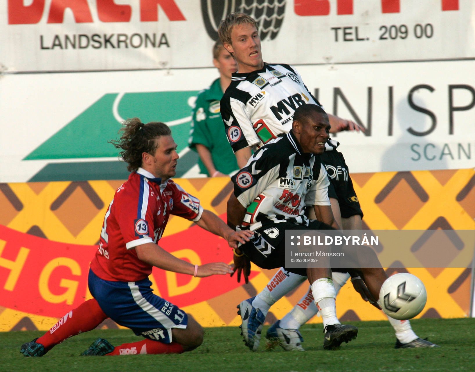 Peter Graulund mot Kingsley Amuneke