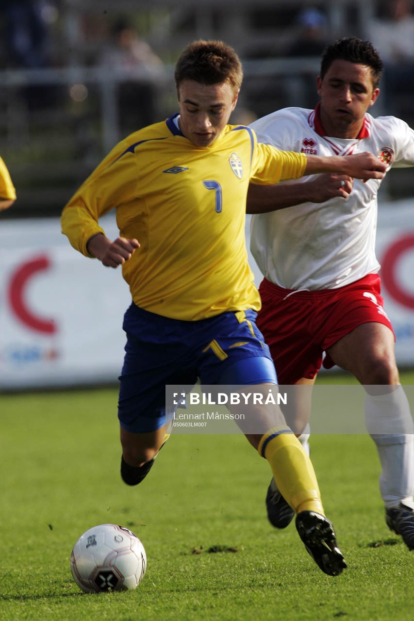 Petter Andersson rusar ifrån en maltes