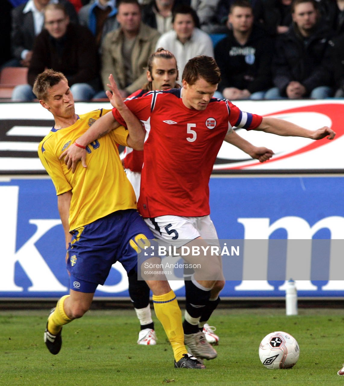 Markus Rosenberg, Sverige och John Arne Riise, Norge