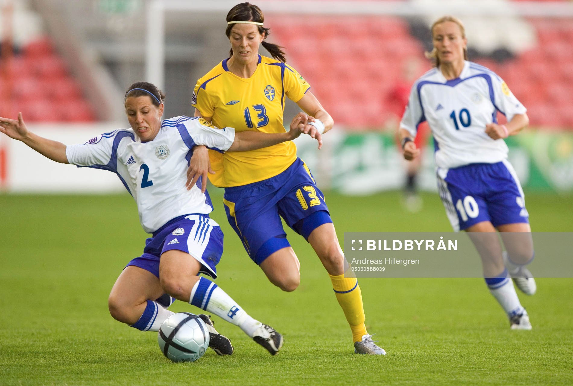 Lotta Schelin, Sverige och Petra Vaelma, Finland