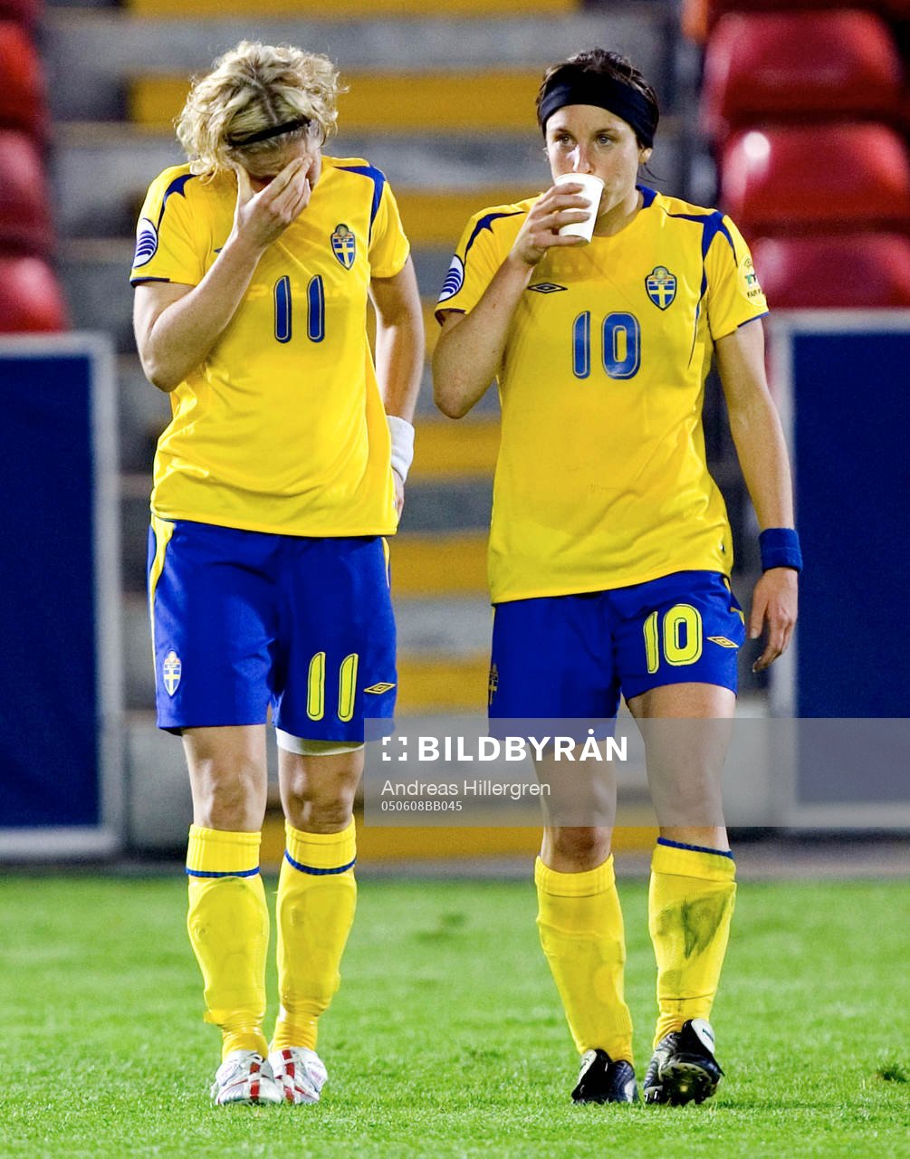 Victoria Svensson och Hanna Ljungberg, Sverige. Depp