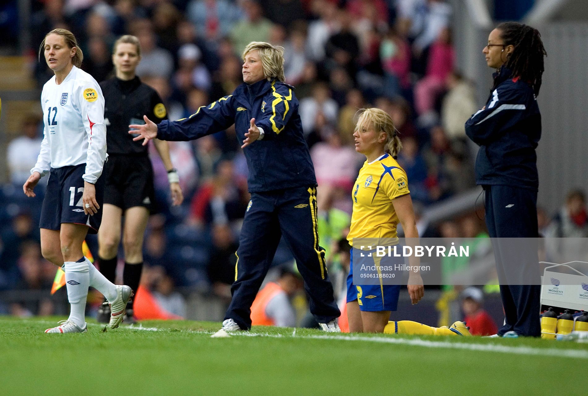  Kelly Smith upprör Marika Domanski Lyfors, Karolina Westberg, Hope Powell.