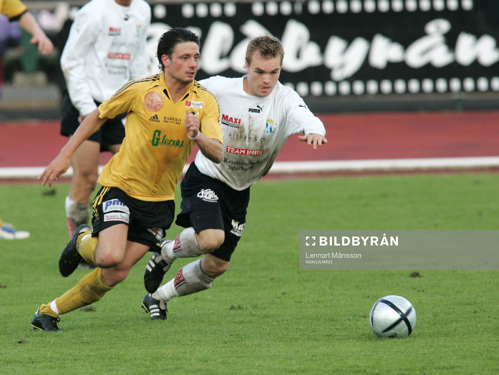 Daniel De Stefano, IFK Hässleholm, jagas av Fredrik