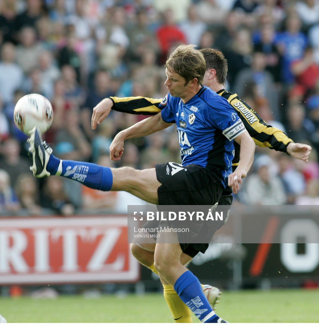 Tommy Jönsson rensar undan. Undanrensning