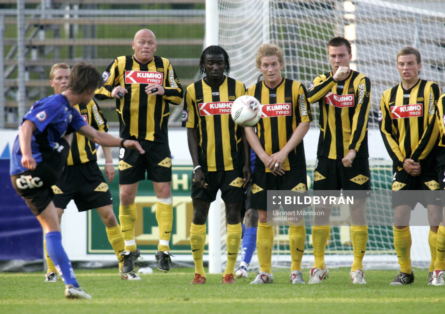 1-0, Dusan Djuric, Halmstad, frispark, mur