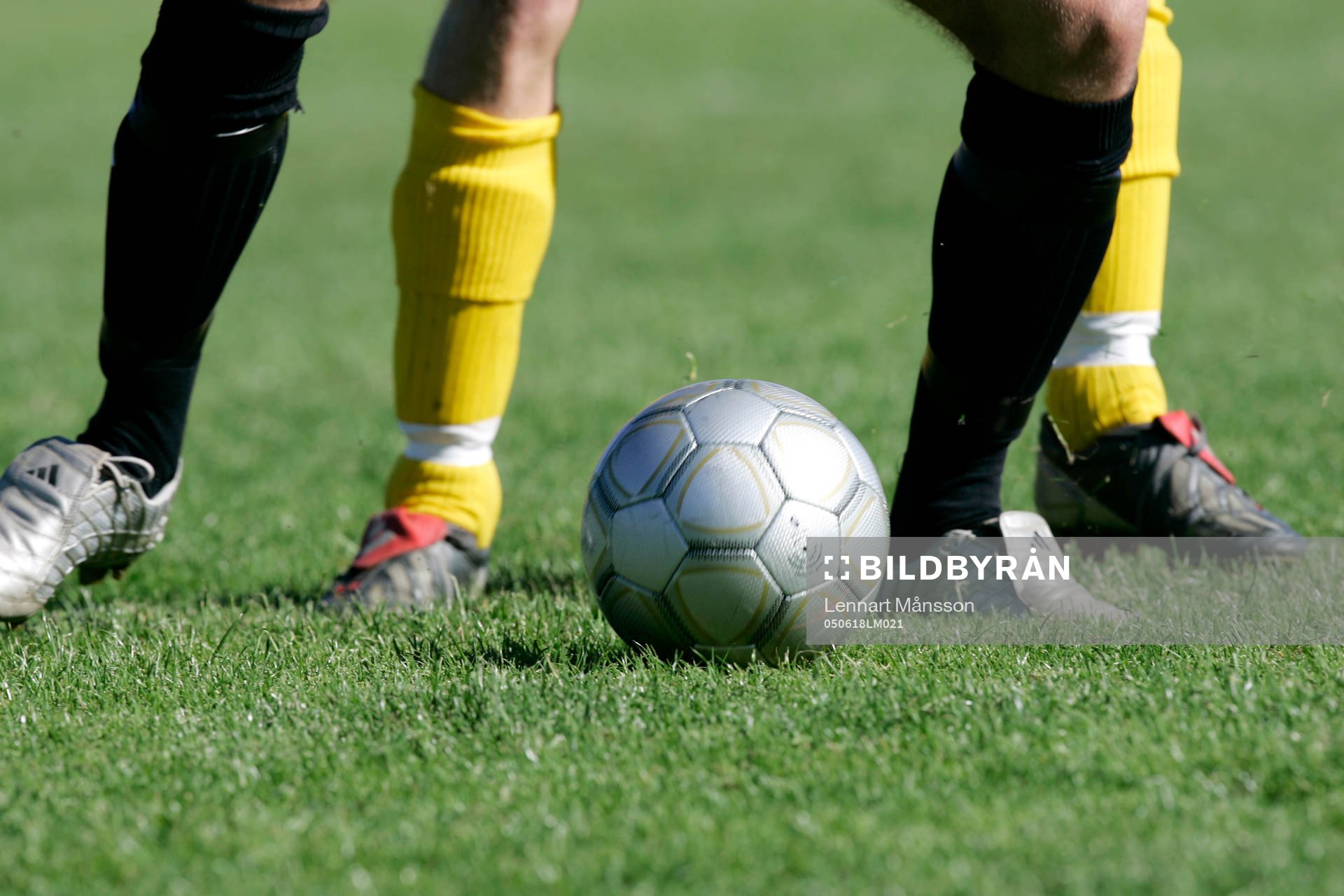 Fot, fötter, fotboll