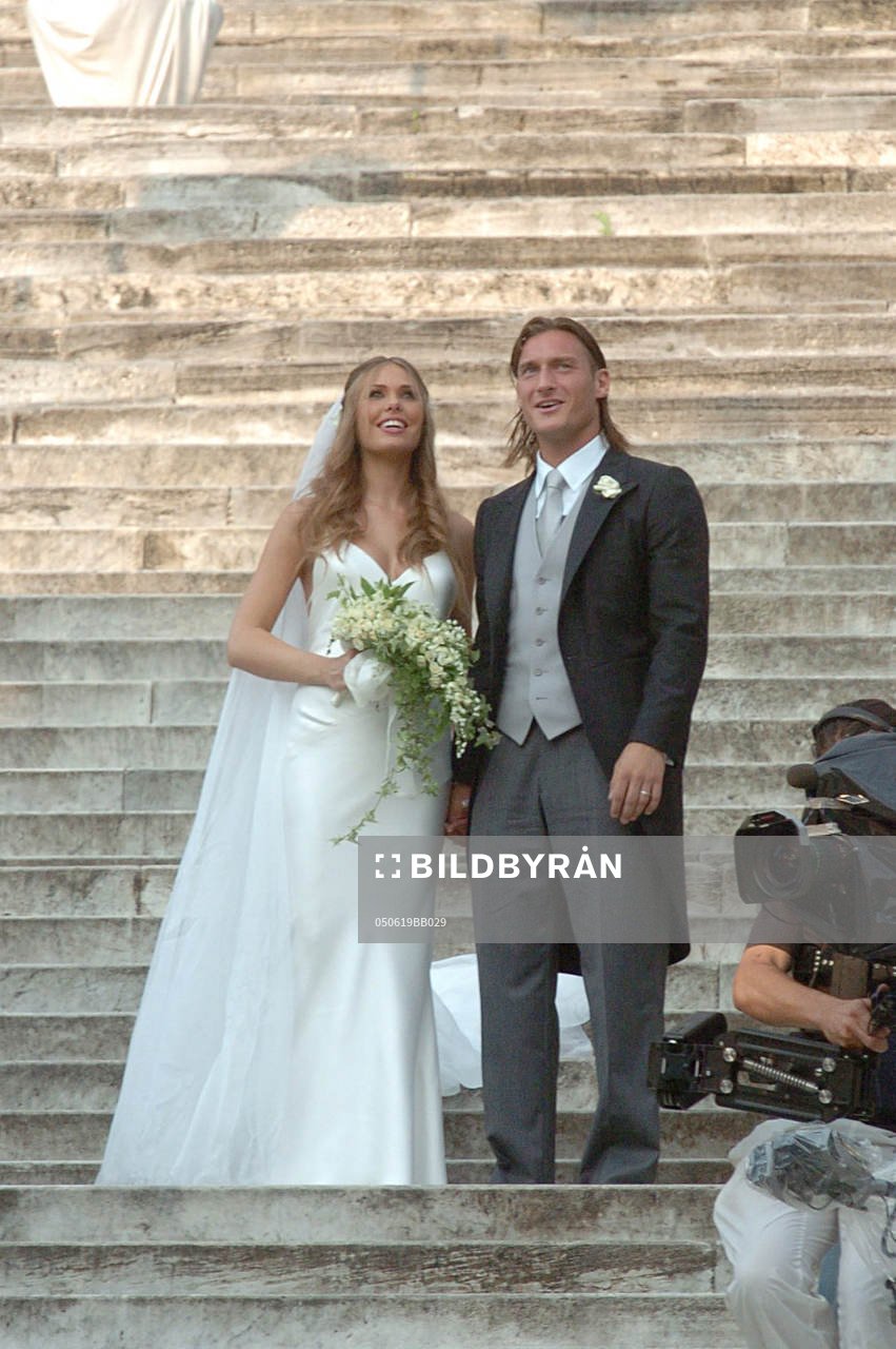  Francesco Totti och Ilary Blasi