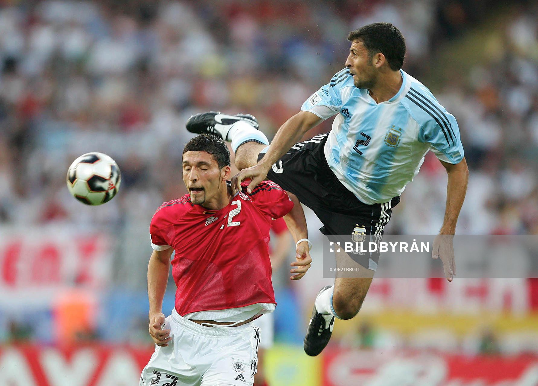 Kevin Kuranyi, Tyskland och Walter Samuel, Argentina