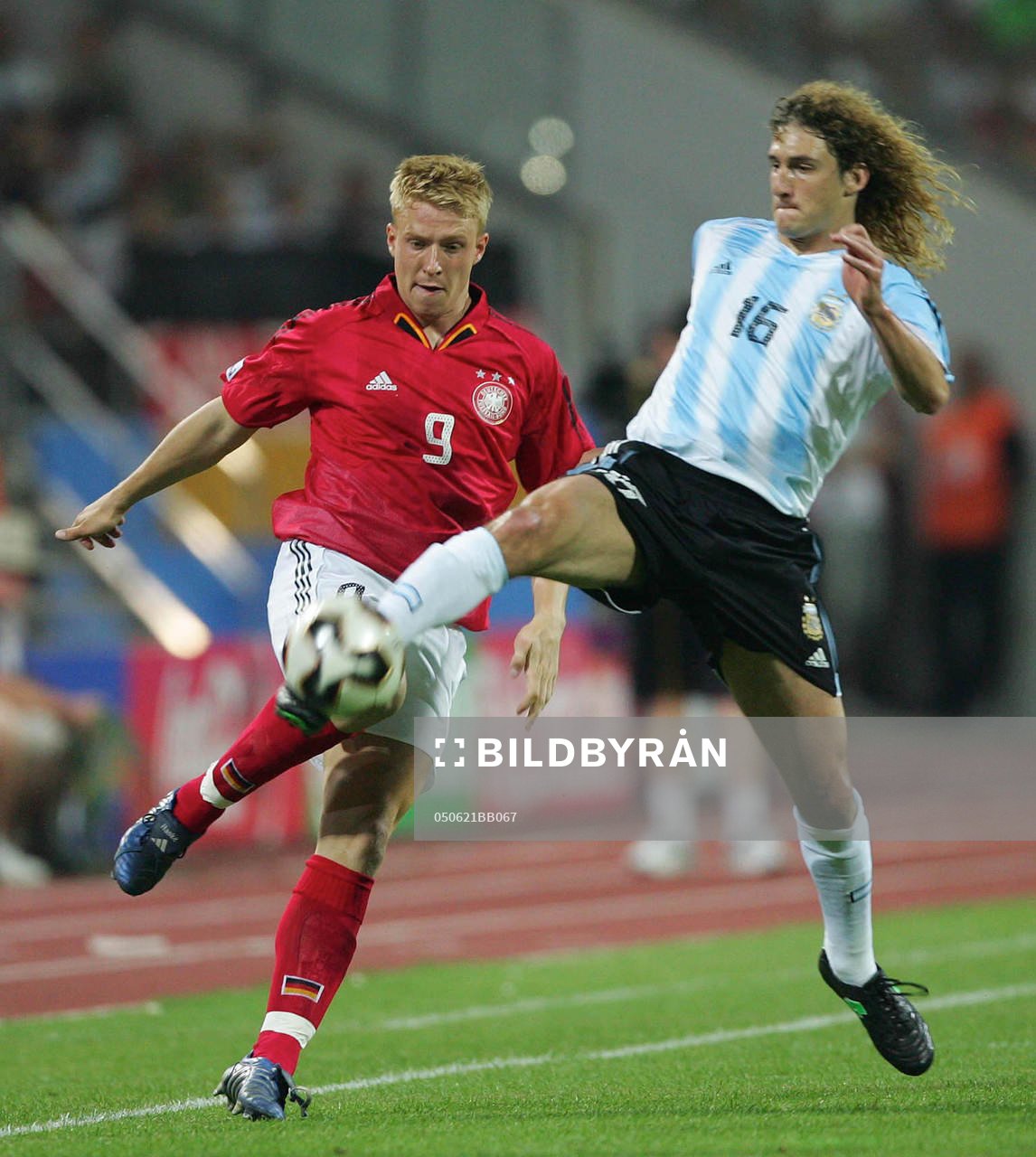 Mike Hanke, Tyskland och  Fabricio Coloccini, Argentina
