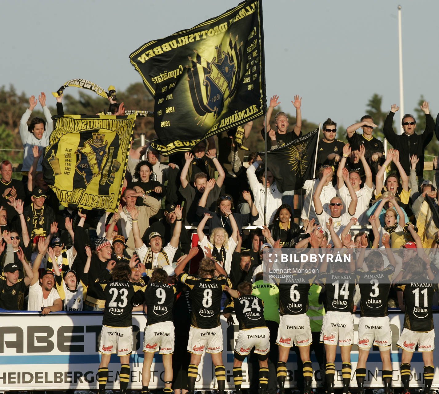 AIK tackar fansen