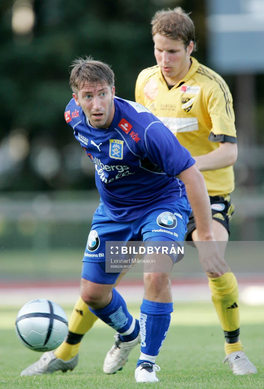 Mattias Eriksson, Ängelholm, jagas av Mikael Dahlgren