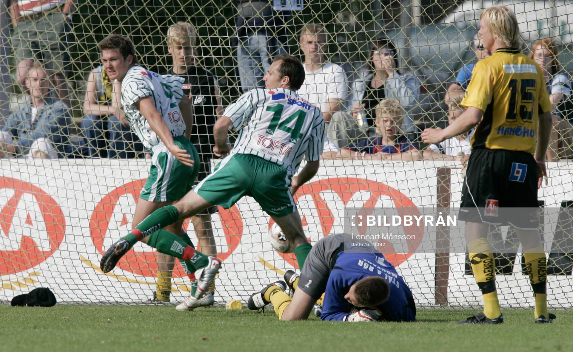 Ola Vendel, målvakt och Robin Cederberg, Mlällby, depp.