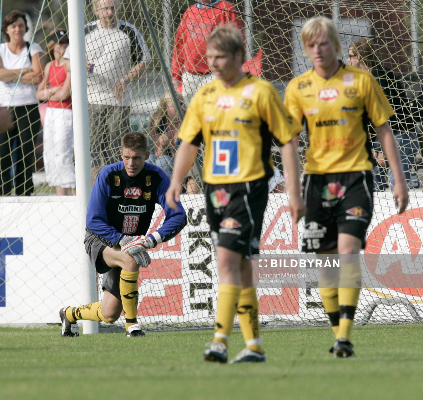 Ola Vendel, målvakt, Jonas Andersson och Robin Cederberg,