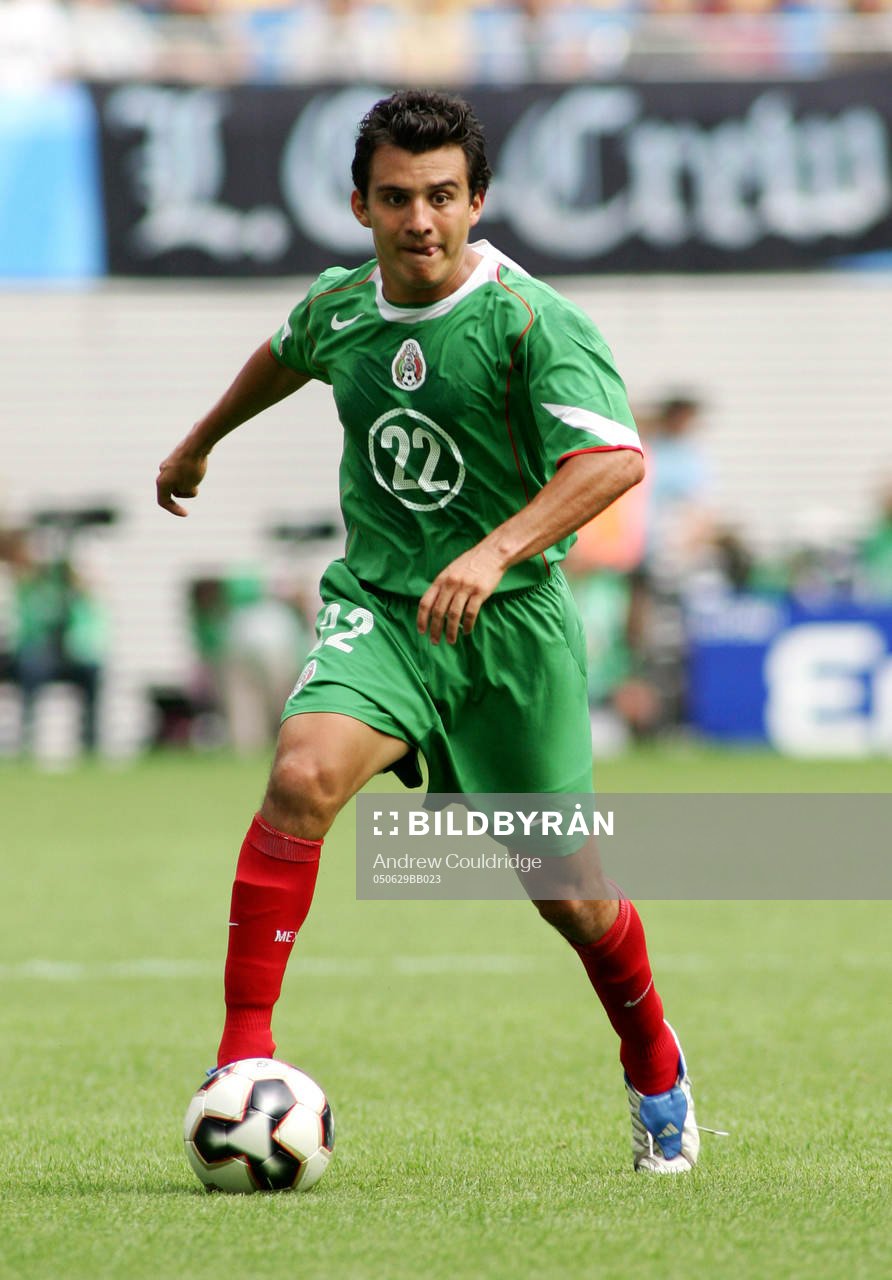 Luis Perez, Mexico