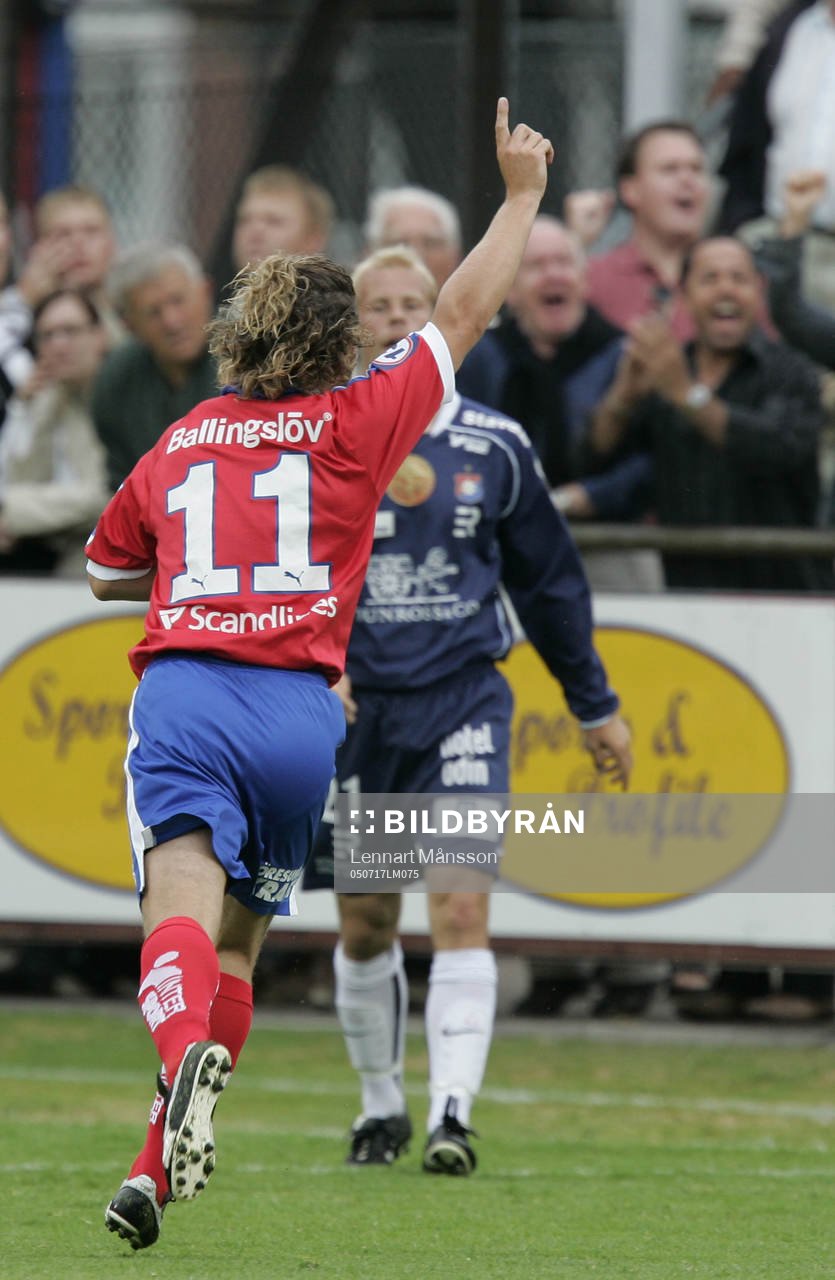 1-0, segerskytten Peter Graulund, jubel, Johan Anegrund depp