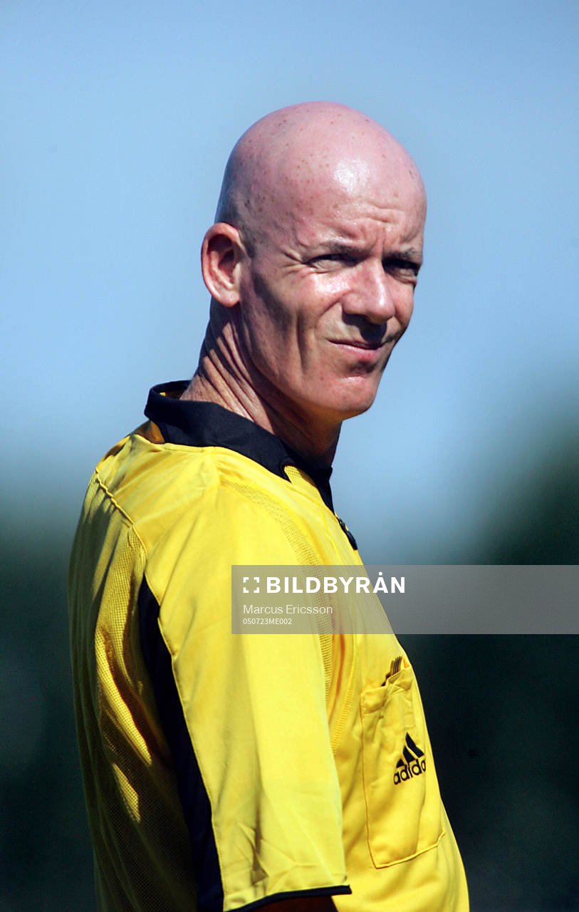 Dermot Gallagher, Domare