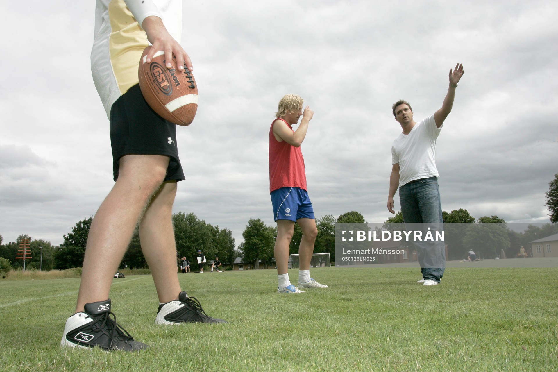 Ola Kimrin, proffs i USA (ej med i EM) instruerar