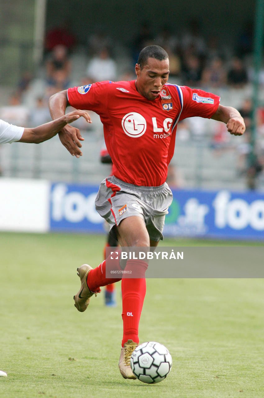 John Carew, Lyon