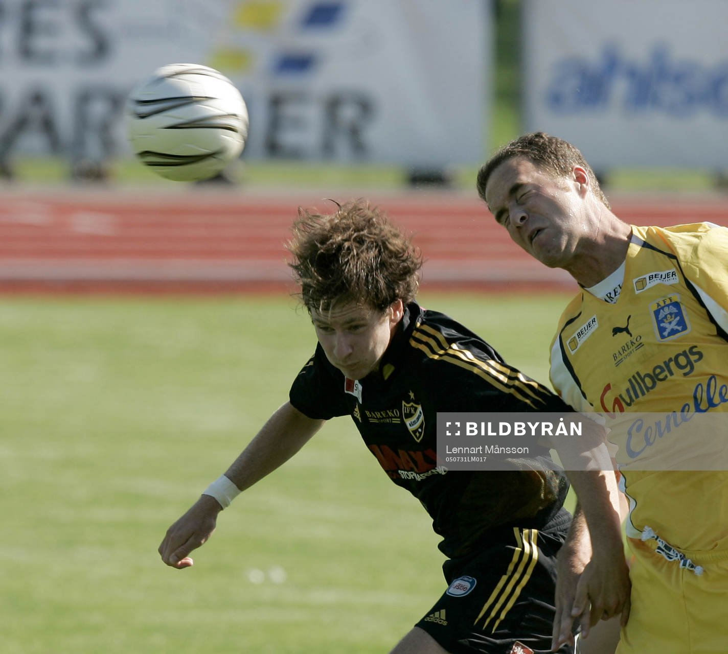 David Hansson och Per Wigh nickduellerar