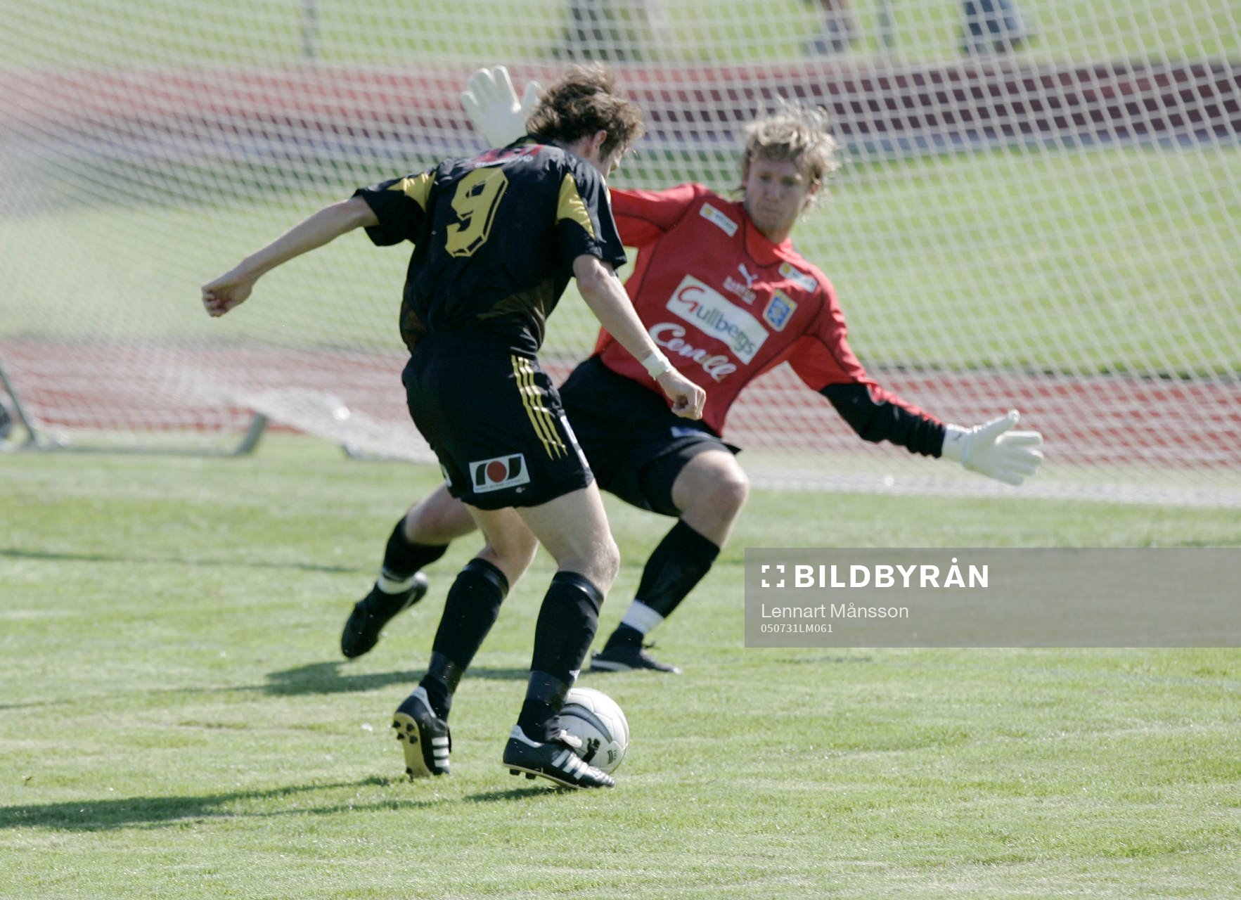 David Hansson, Hässleholm, fri med Ängelholms målvakt