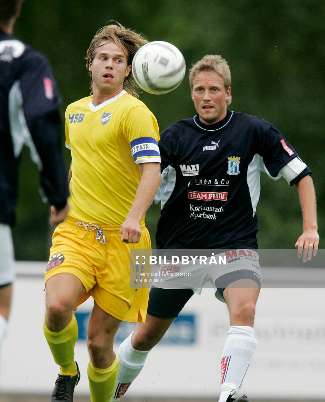   Martin Abrahamsson steget före Stefan Noresson.