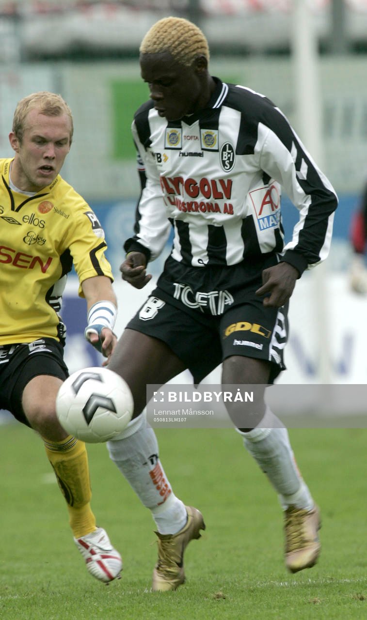 BoBo Bola, gjorde 3-0, med guldskor och guldhår