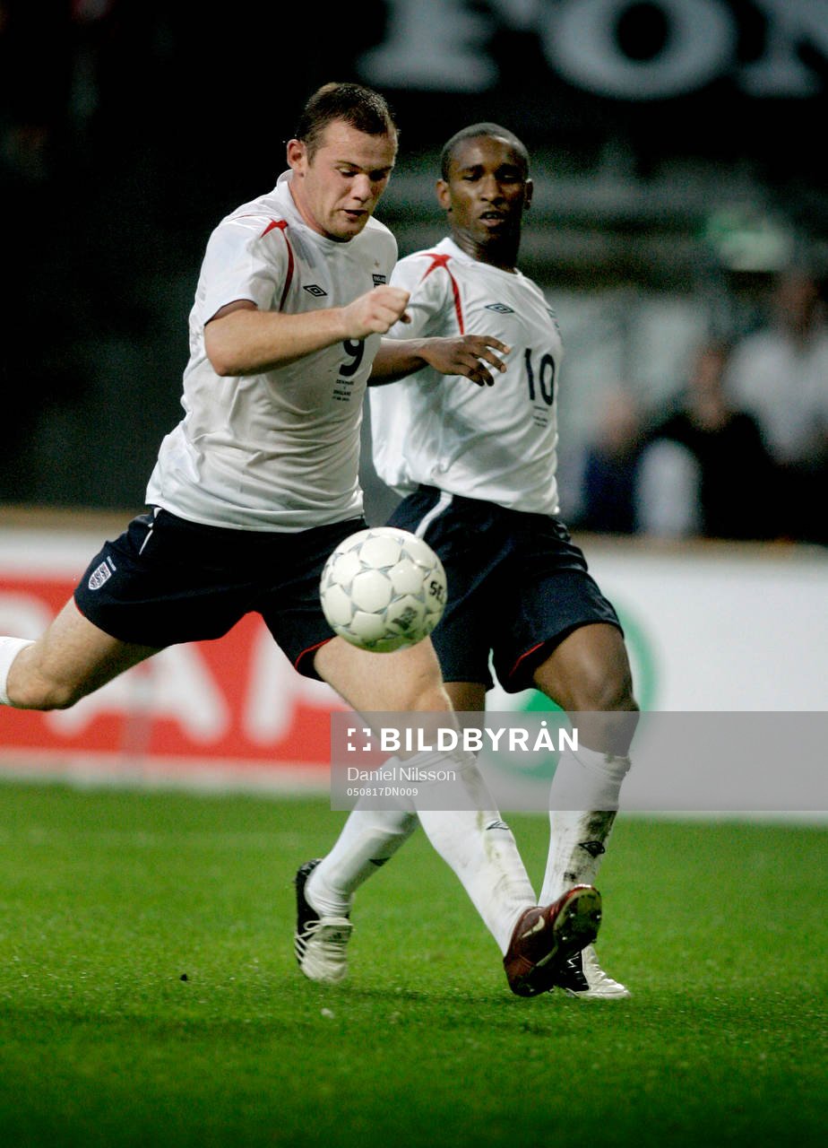 Wayne Rooney och Jermaine Defoe, England