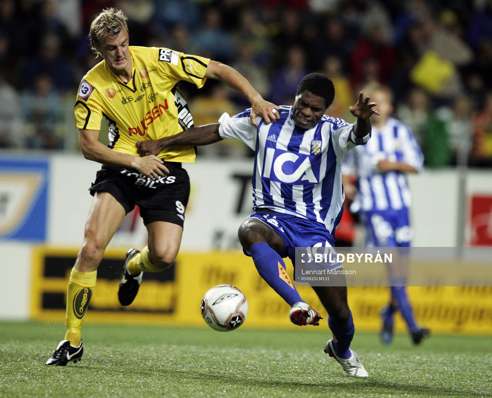 Samuel Wowoah, Göteborg och Mathias Svensson, Elfsborg