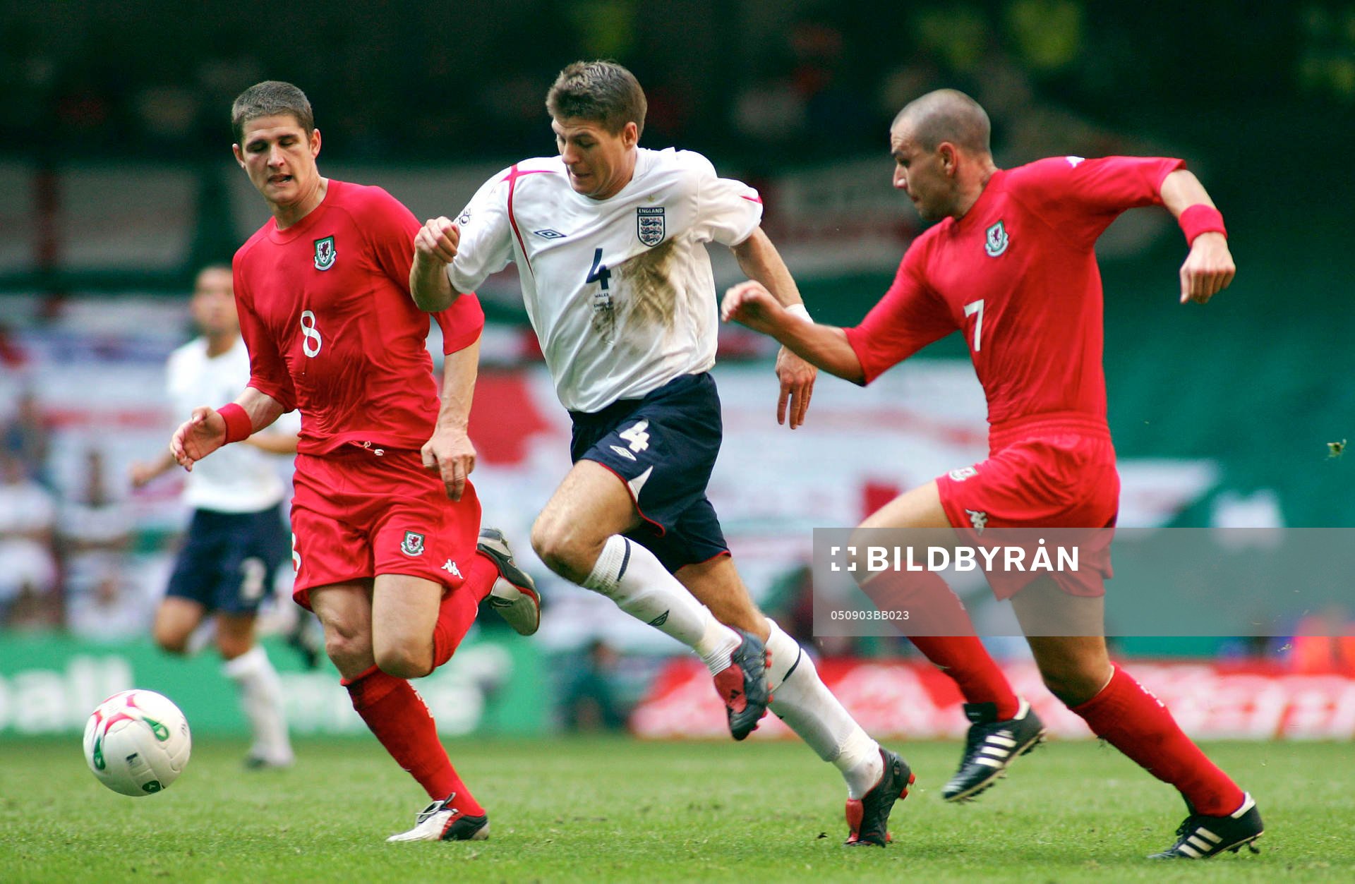 Steven Gerrard, England och Carl Fletcher, Wales
