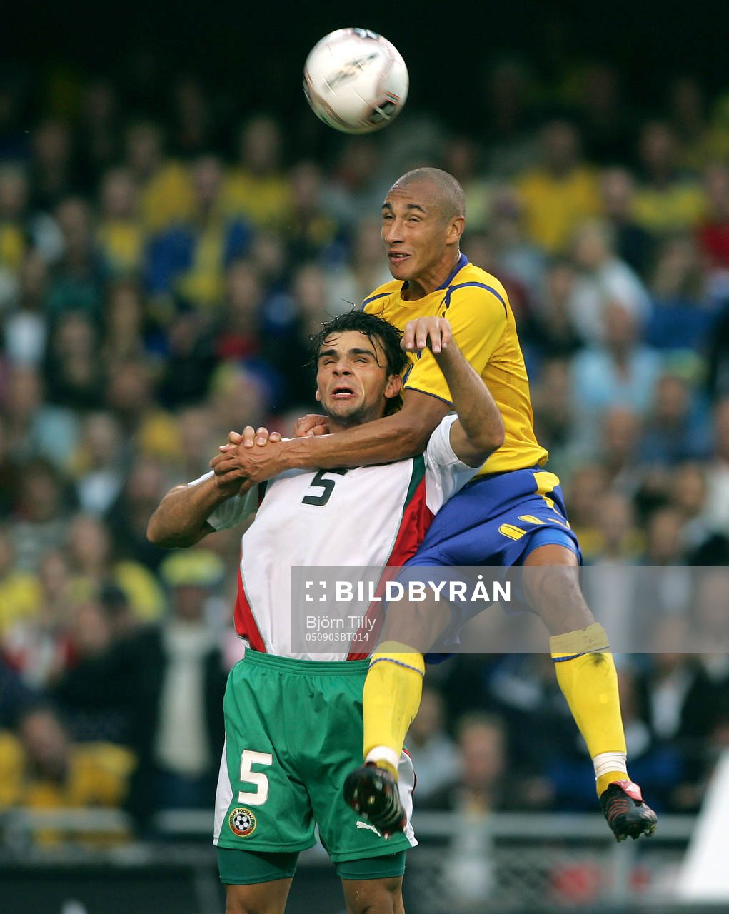 Valentinn IIiev, Bulgarien och Henrik Larsson, Sverige