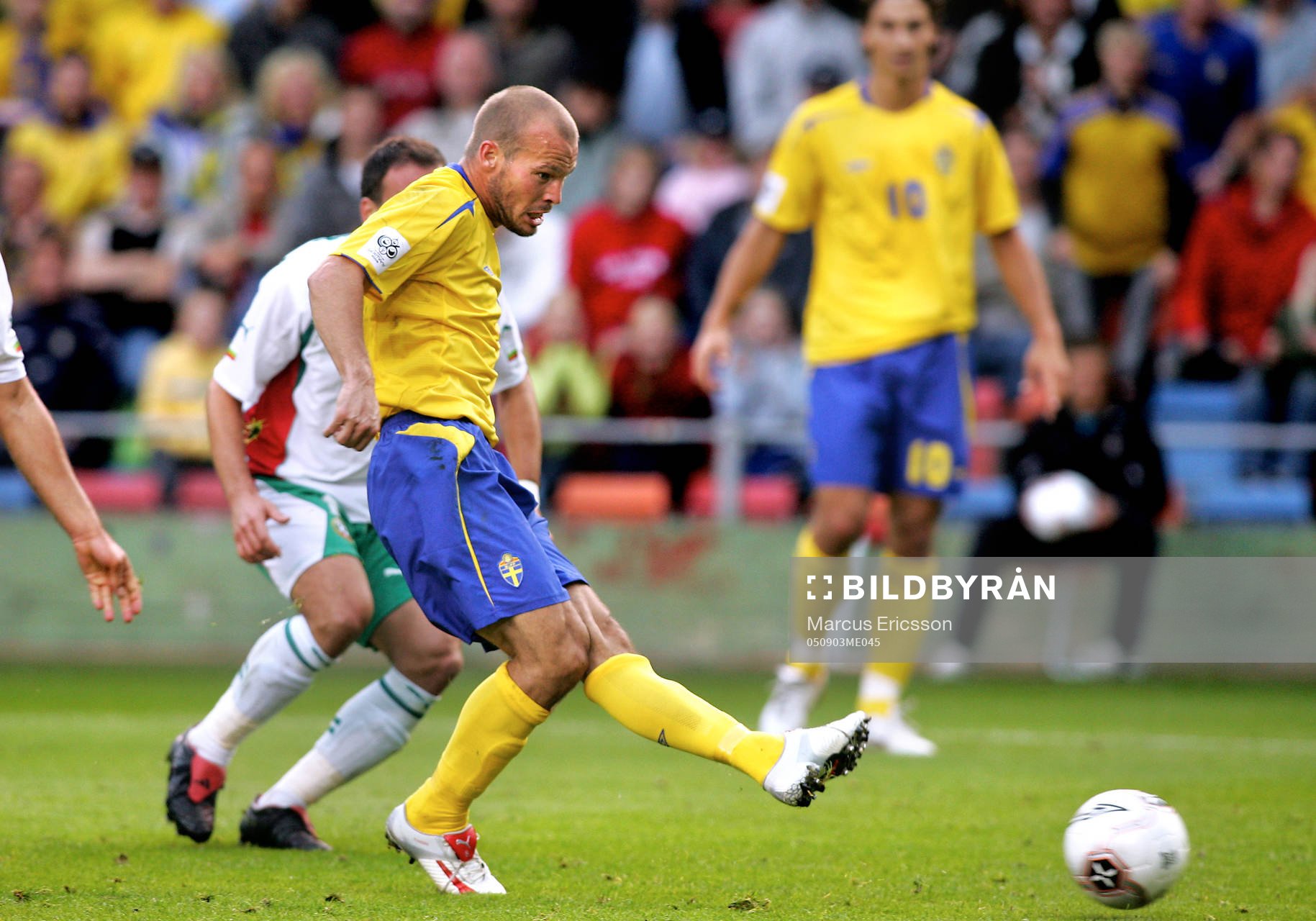 Fredrik Ljungberg sparkr in 1-0
