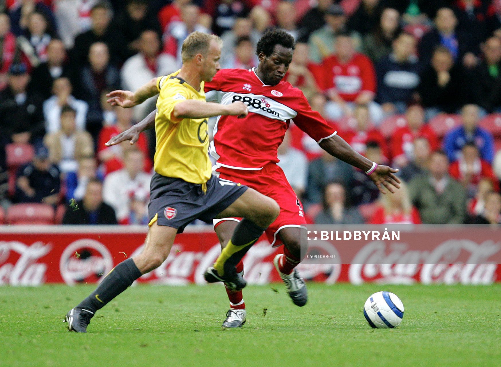 Ugo Ehiogu, Middlesbrough och Dennis Bergkamp, Arsenal
