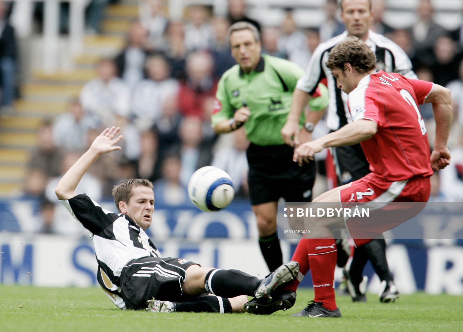 Michael Owen, Newcastle och Moritz Volz, Fulham