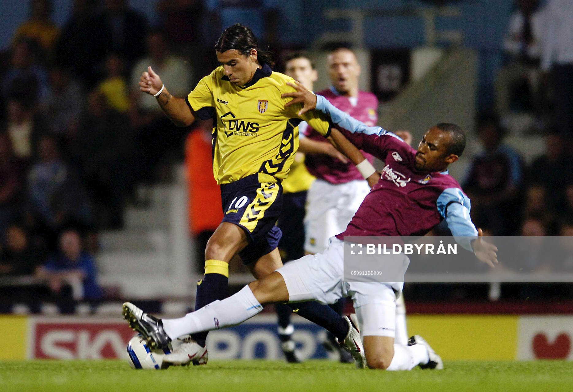  Danny Gabbidon, West Ham och Milan Baros, Aston Villa