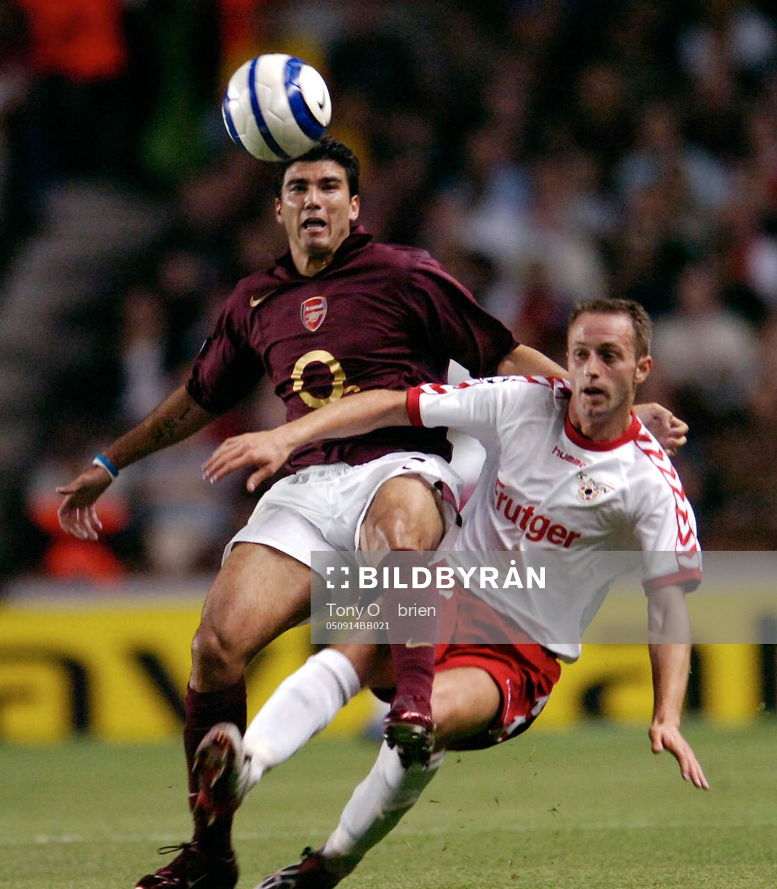 Arsenals Jose Antonio Reyes och Alen Orman, Thun