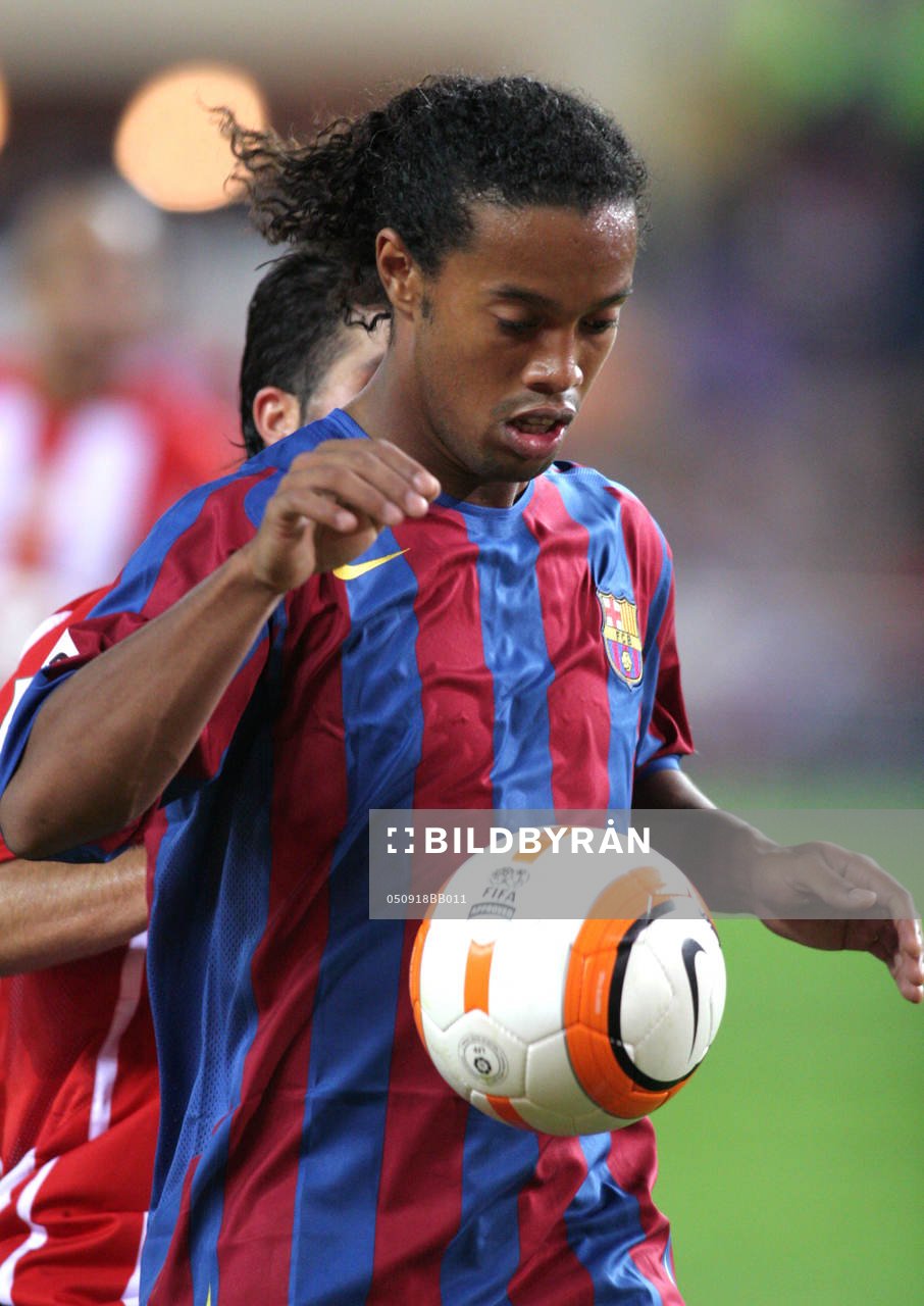 Ronaldinho, Barcelona