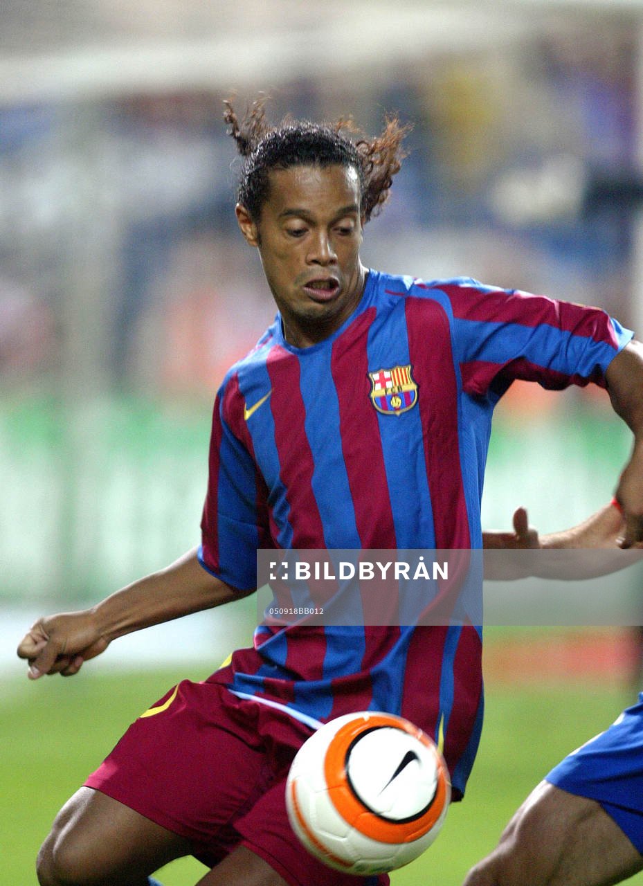 Ronaldinho, Barcelona