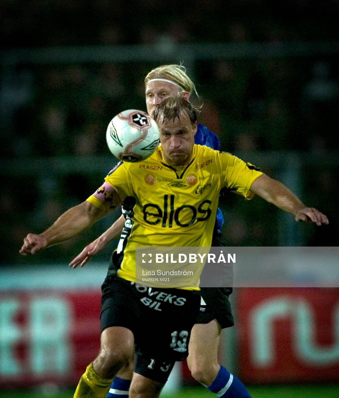 Hasse Berggren, Elfsborg framför Per Johansson, Halmstad