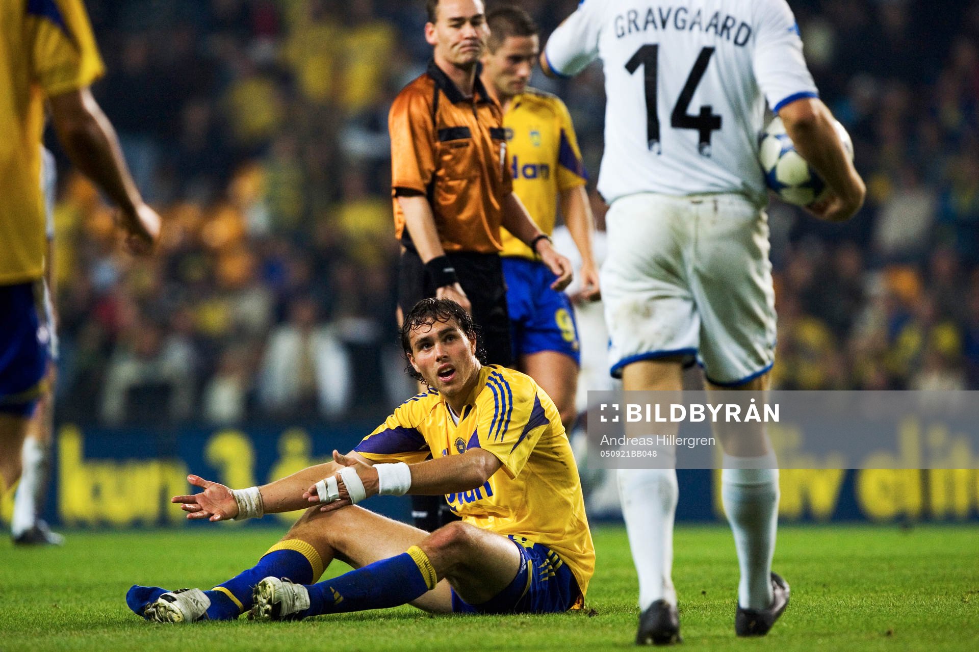 Johan Elmander tappar skon