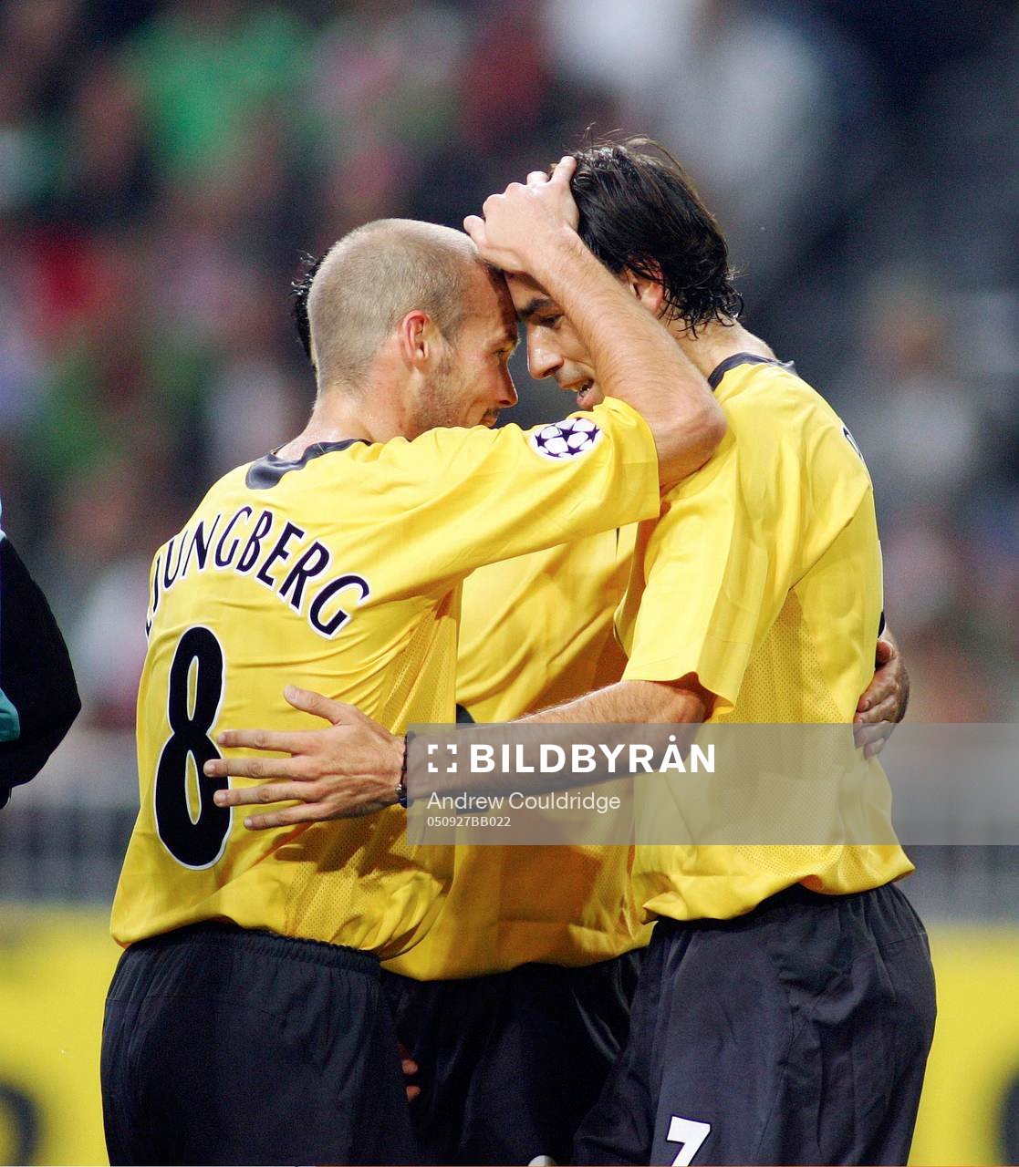 Robert Pires och Fredrik Ljungberg, Arsenal (Jubel)