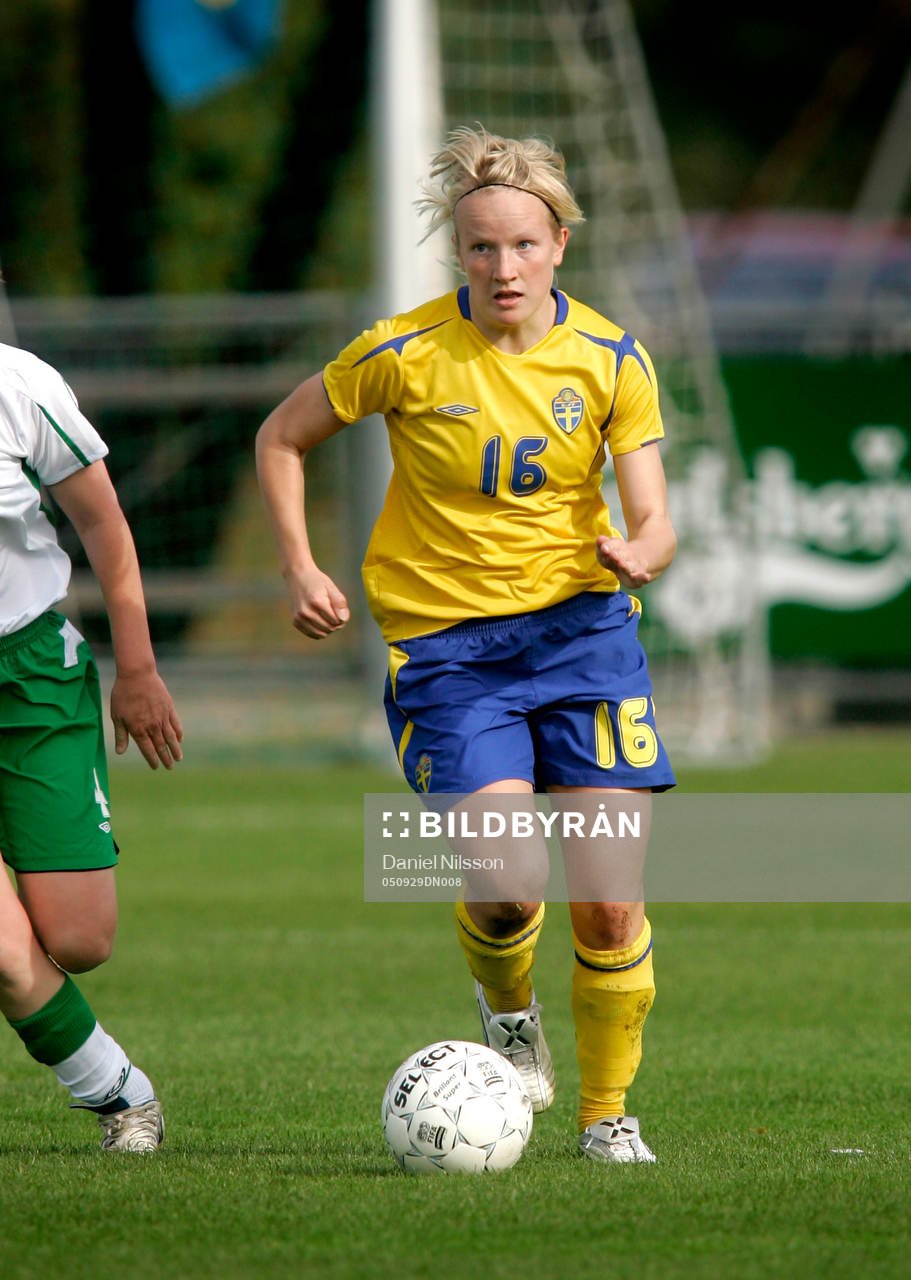 Petra Larsson, Sverige
