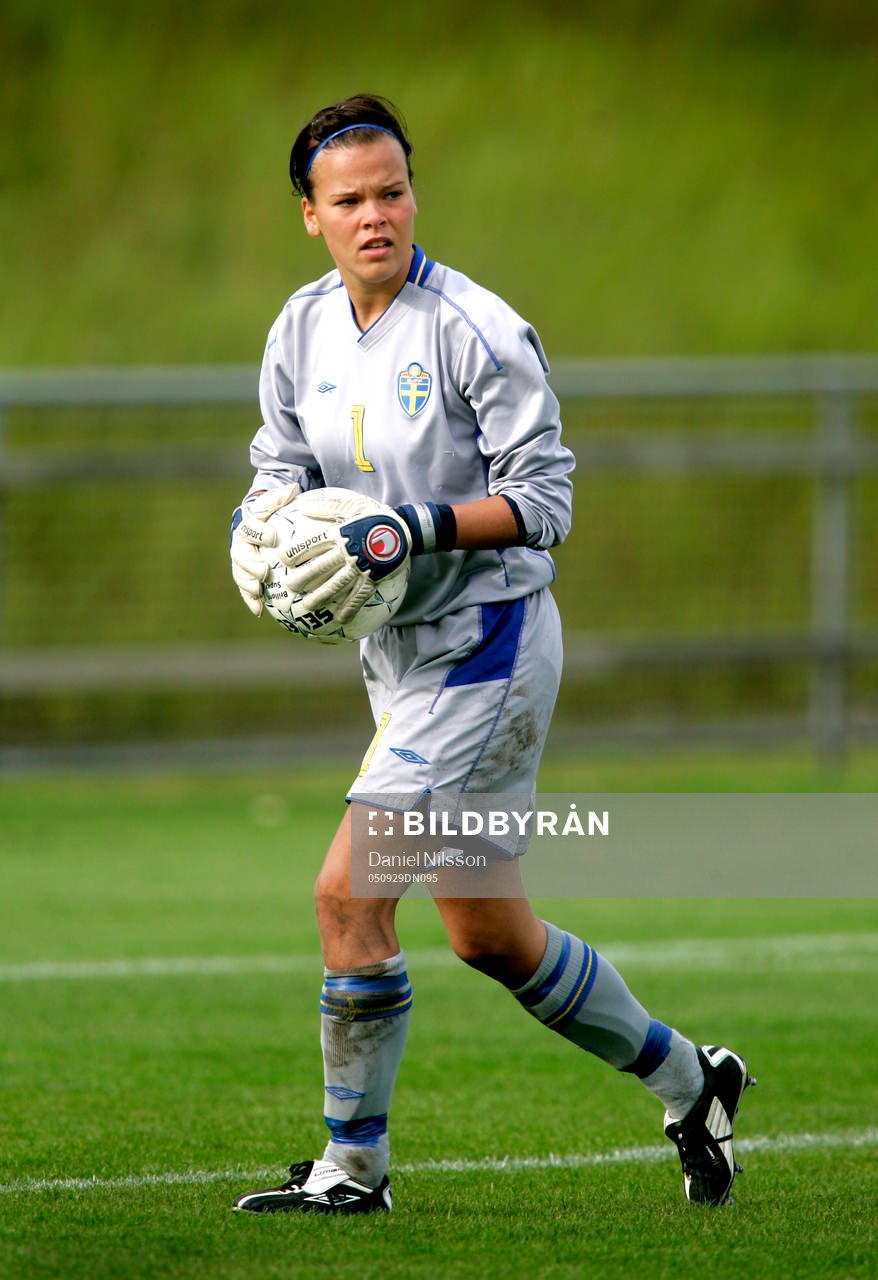 Stephanie Öhrström, (målvakt) Sverige