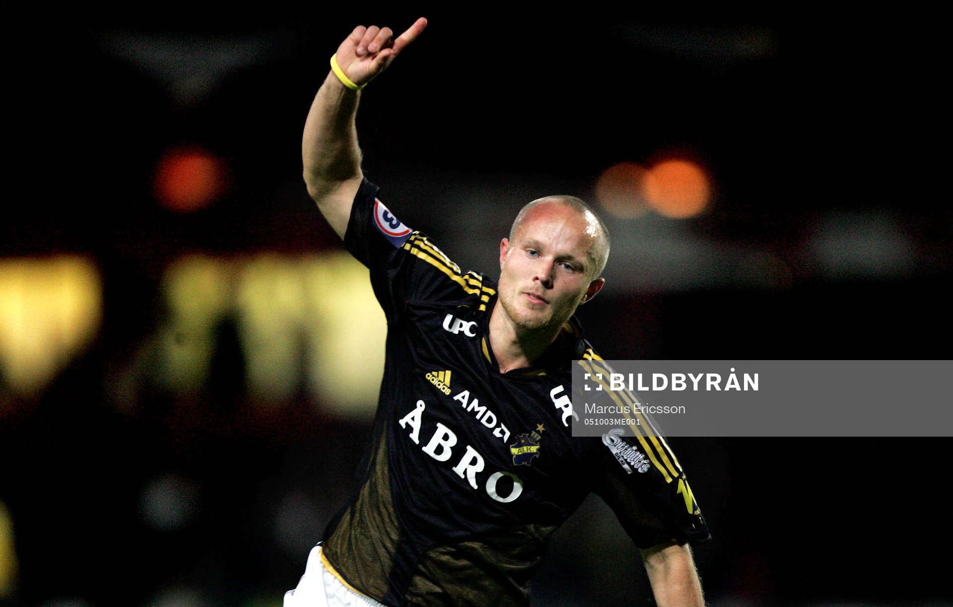 Nicklas Carlsson, jublar
